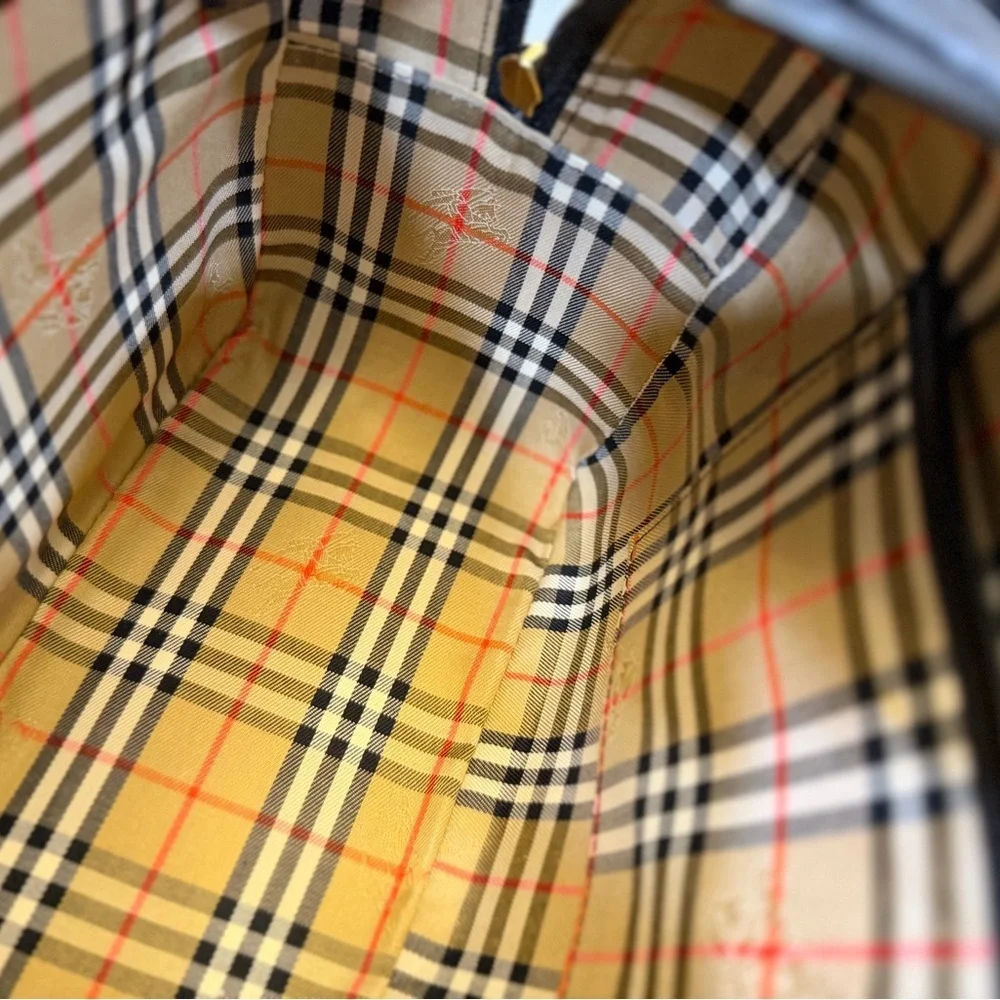 Burberry Black Leather Nova Check Mini Boston Bag - 32cm - Picture 10 of 12